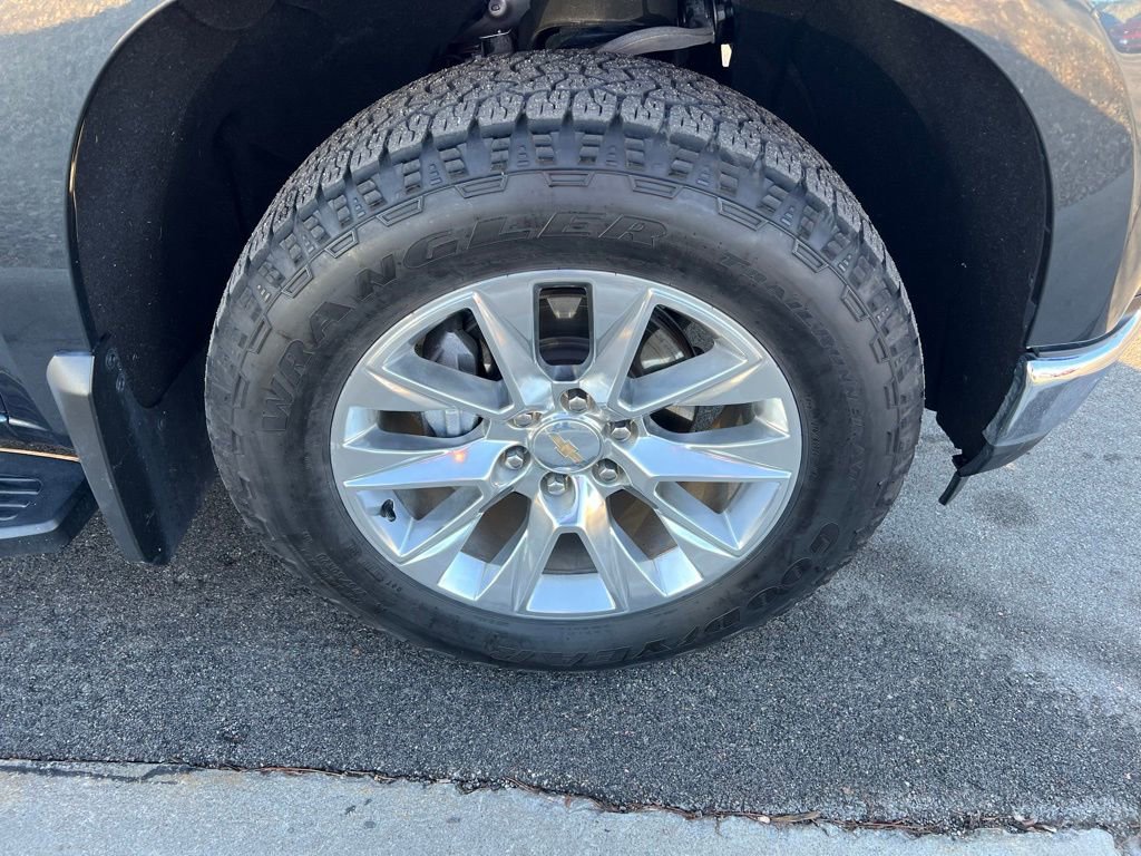 Used 2022 Chevrolet Silverado 1500 LTZ w/ LTZ Premium Package image 12