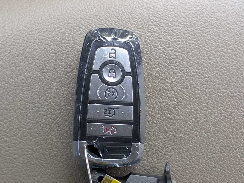 Used 2021 Ford Expedition Limited RWD image 32