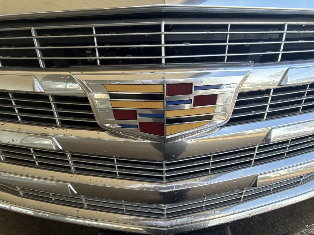 Certified 2018 Cadillac Escalade ESV Premium Luxury w/ LPO, Radiant Package image 31