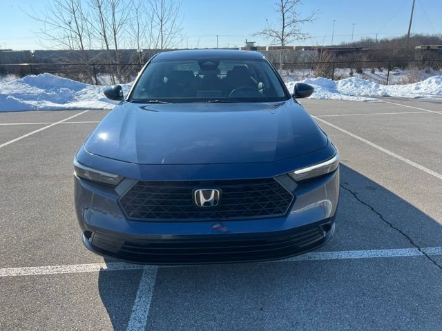 Used 2023 Honda Accord EX image 2
