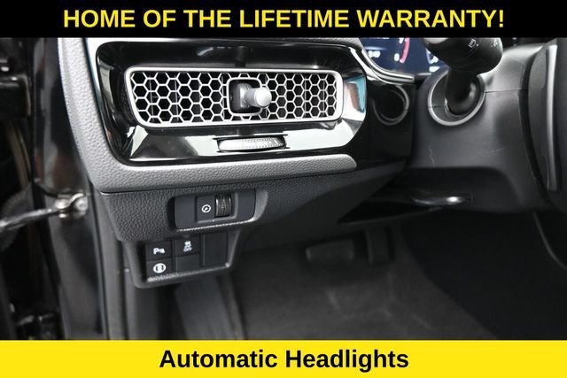 Used 2024 Honda Civic Touring image 16