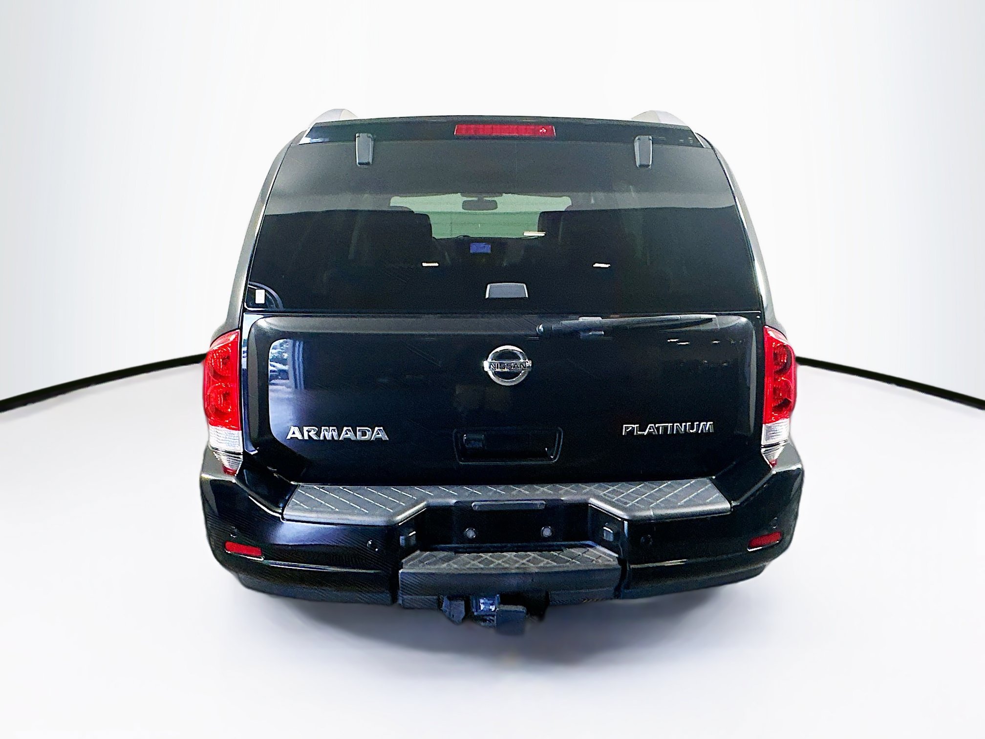 Used 2013 Nissan Armada Platinum RWD image 7