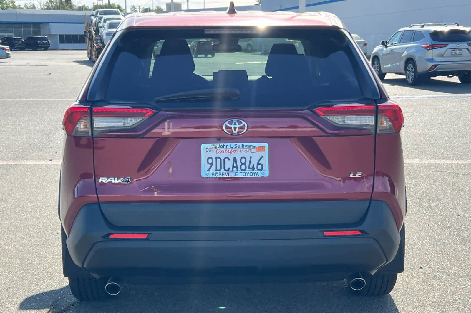 Used 2022 Toyota RAV4 LE FWD image 5