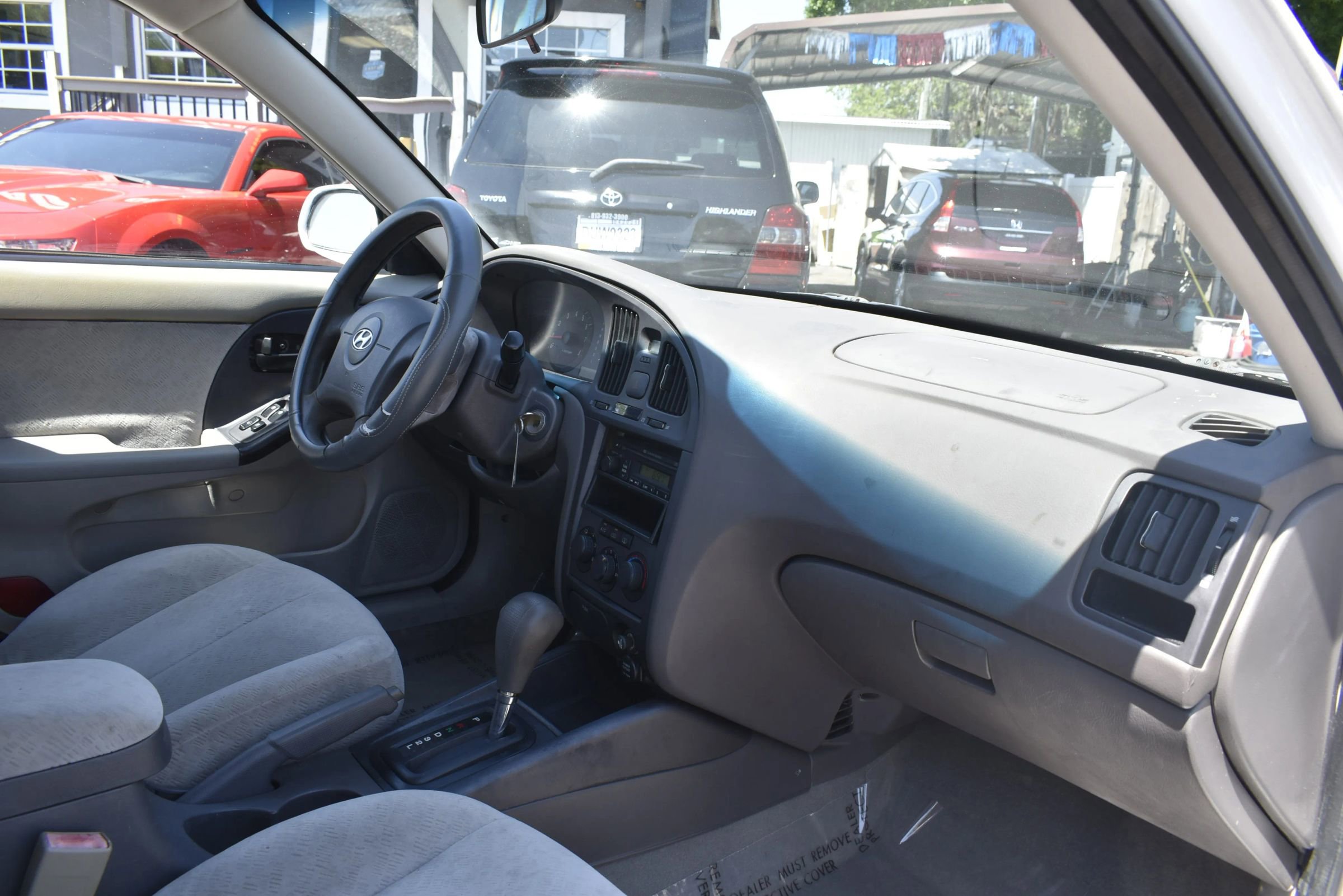 Used 2005 Hyundai Elantra GLS FWD image 10