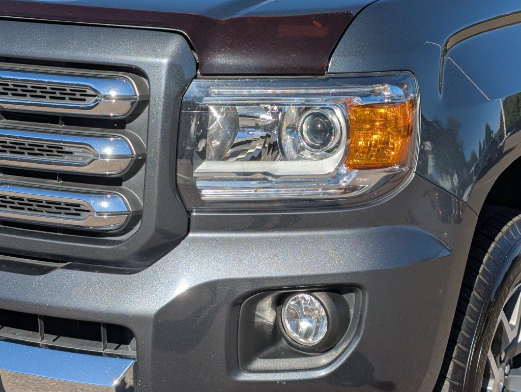 Used 2015 GMC Canyon SLE w/ All-Terrain Package AWD/4WD image 10