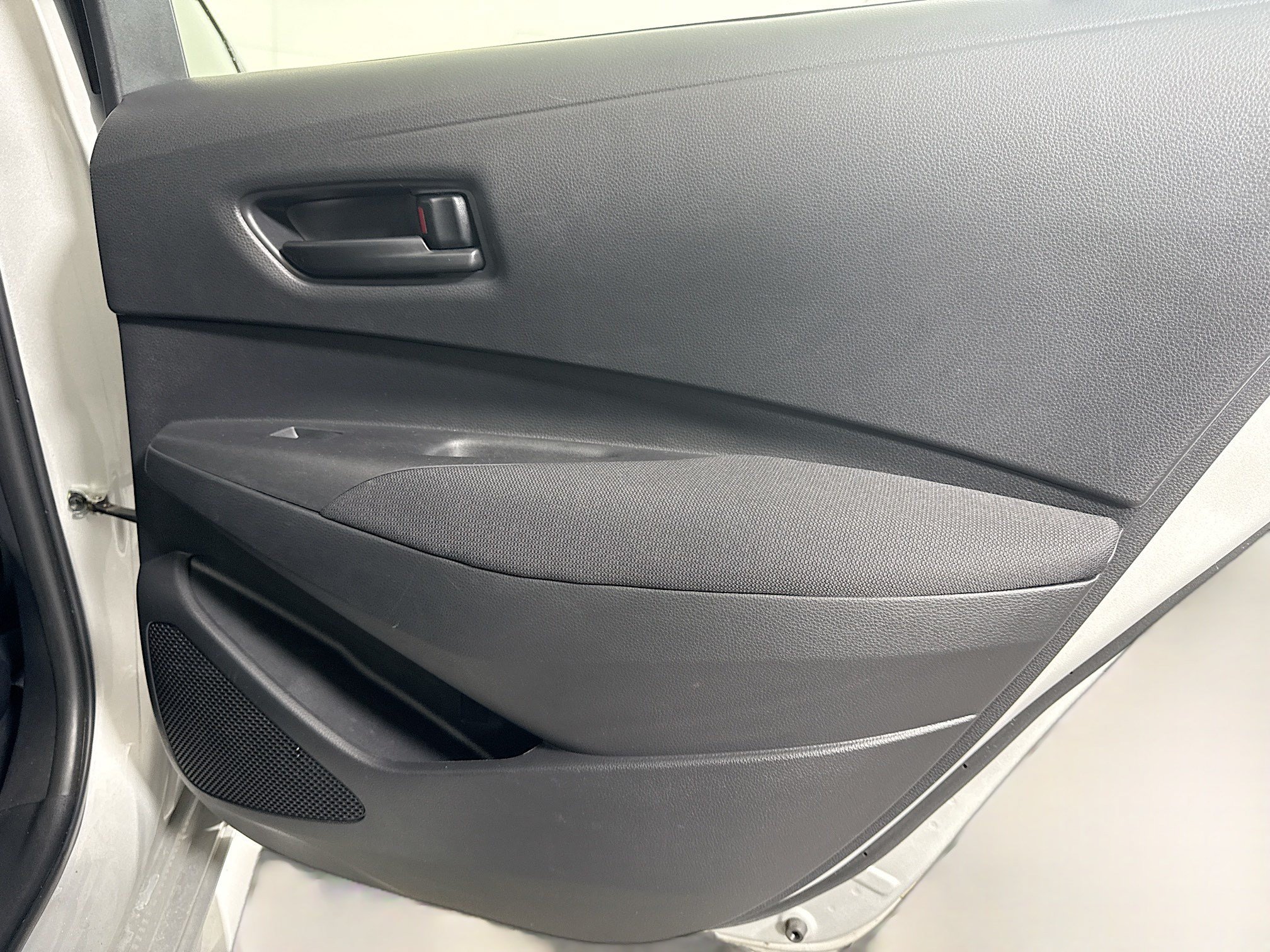 Used 2024 Toyota Corolla LE FWD image 27