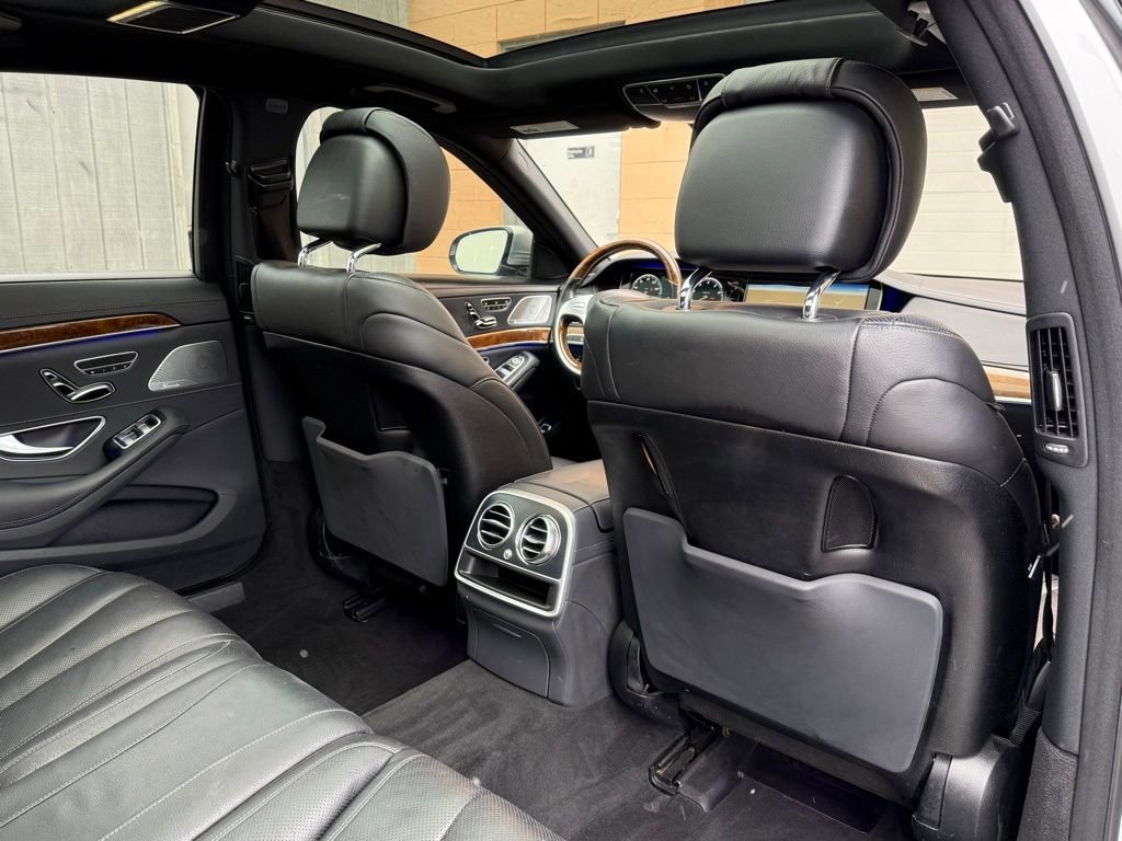 Used 2015 Mercedes-Benz S 550 Sedan image 19