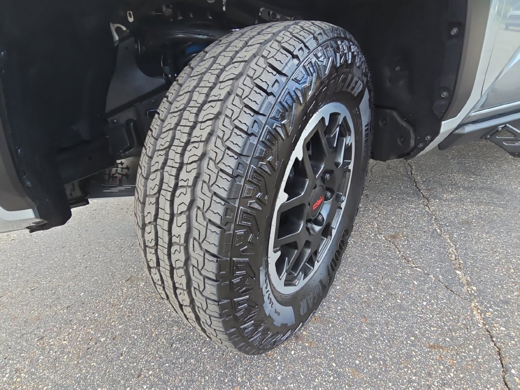 Used 2026 Toyota Tacoma TRD Off-Road w/ TRD Off Road Premium Package AWD/4WD image 35