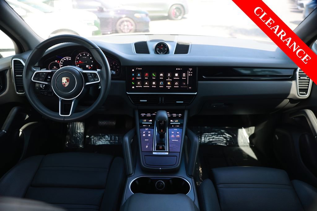 Used 2023 Porsche Cayenne Platinum Edition AWD/4WD image 25