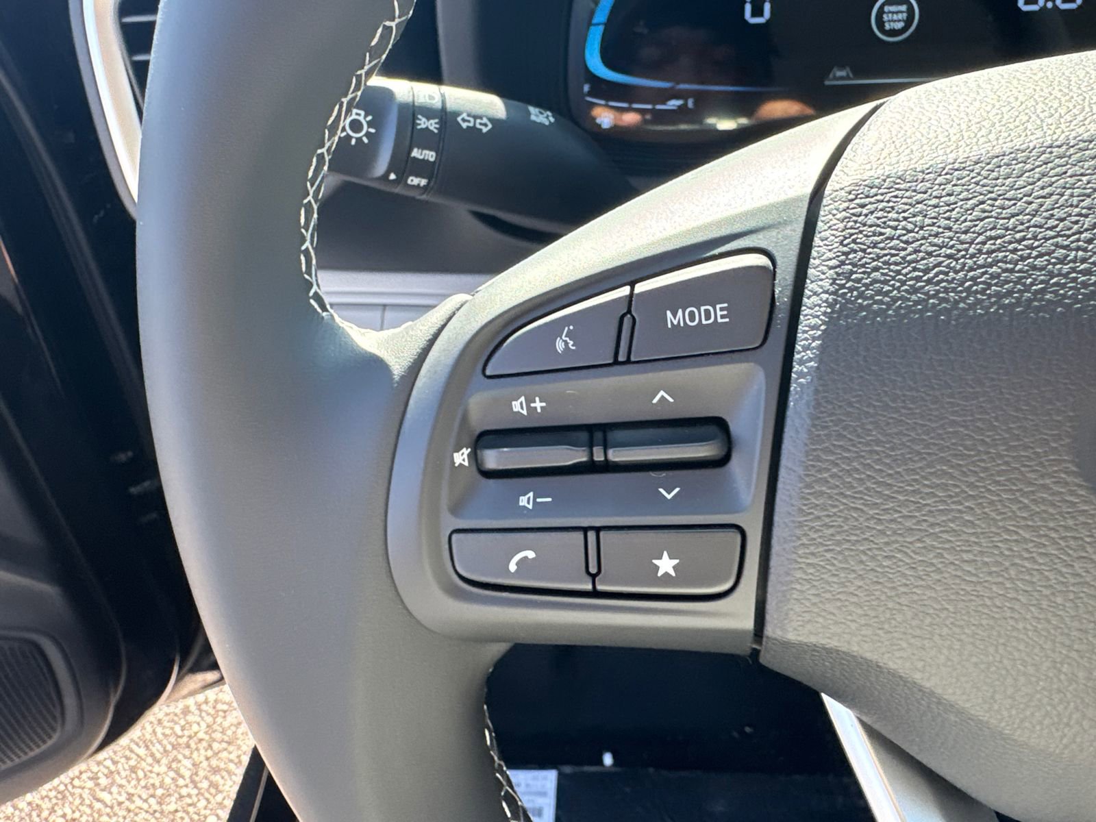 New 2026 Hyundai Venue SEL FWD image 26