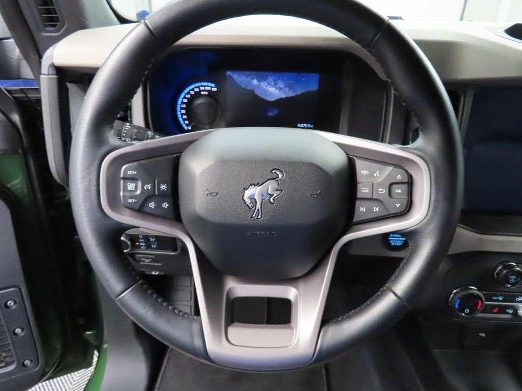 Used 2024 Ford Bronco Wildtrak image 38