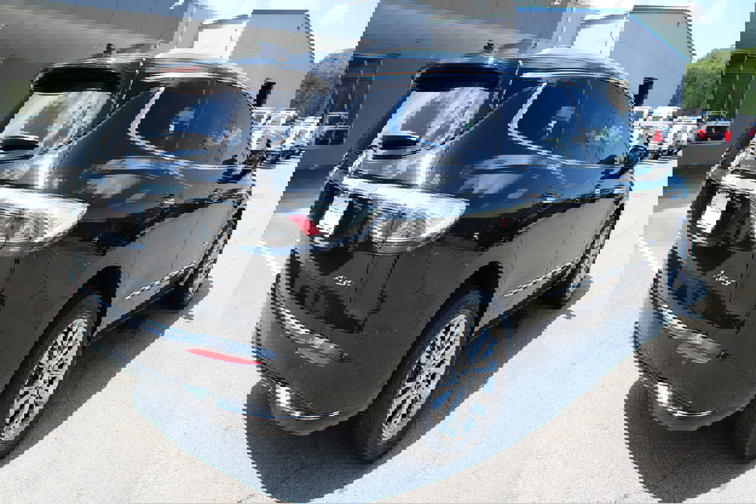 Used 2022 Buick Enclave Avenir w/ Avenir Technology Package image 3