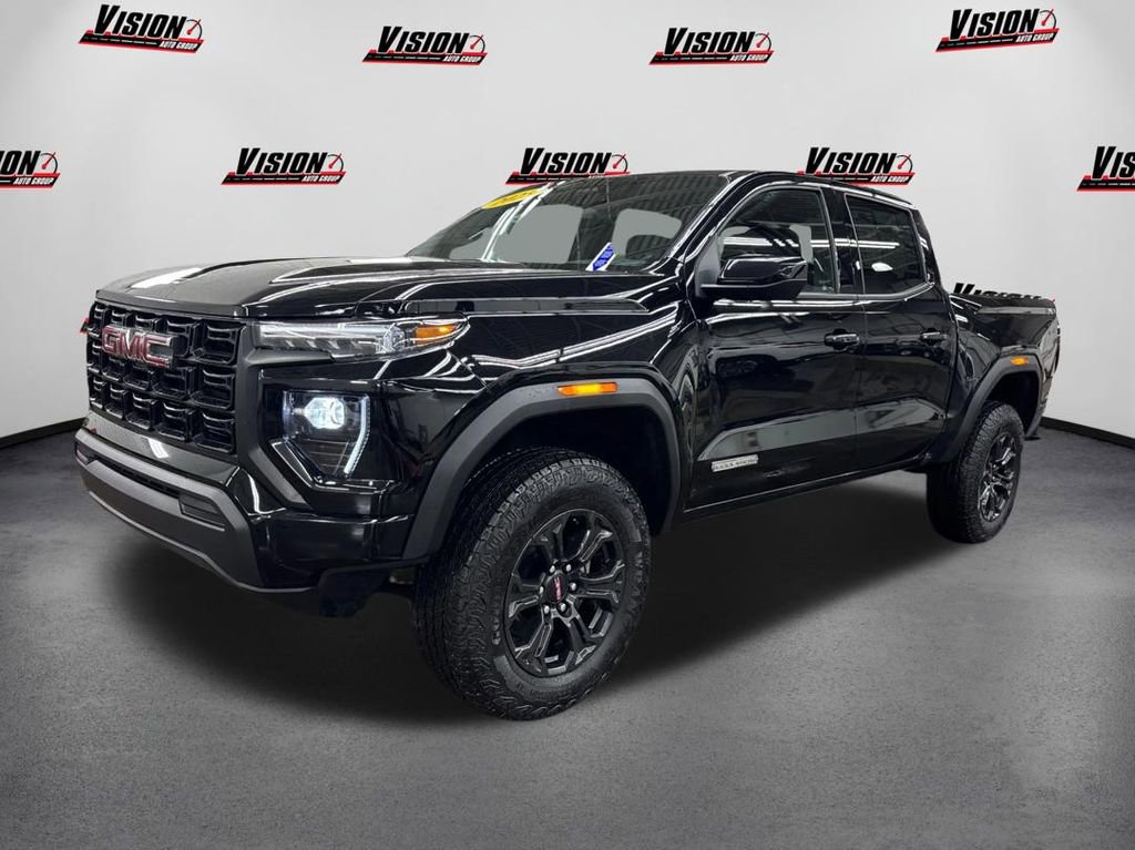 Used 2025 GMC Canyon Elevation image 1