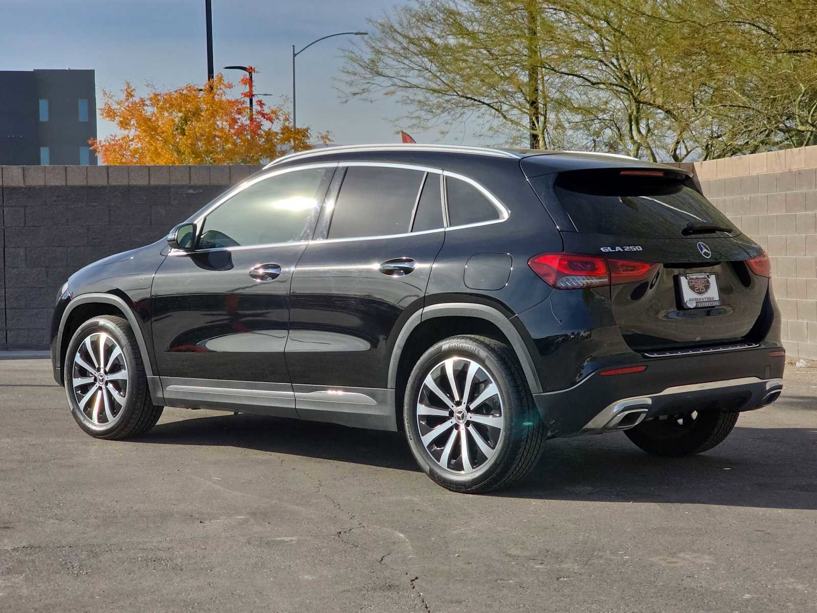 Used 2021 Mercedes-Benz GLA 250 GLA 250 w/ Premium Package image 7
