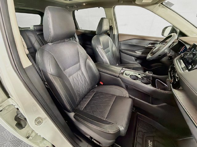 Certified 2021 Nissan Rogue Platinum AWD/4WD image 37