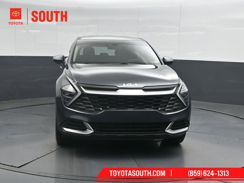 Used 2024 Kia Sportage LX image 5