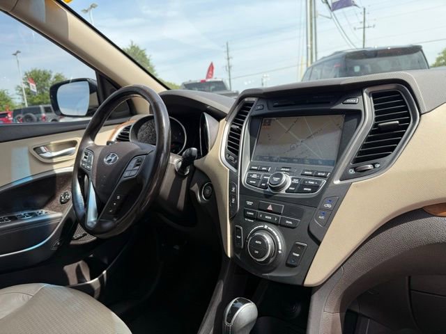 Used 2013 Hyundai Santa Fe Sport 2.0T w/ Technology Pkg AWD/4WD image 16