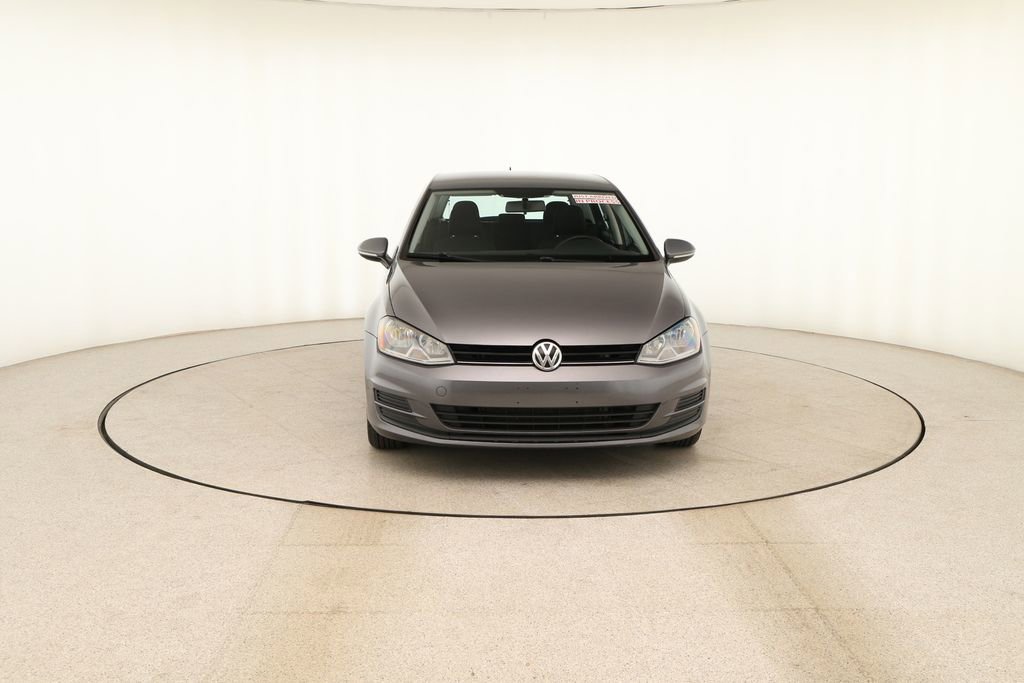 Used 2017 Volkswagen Golf S image 11