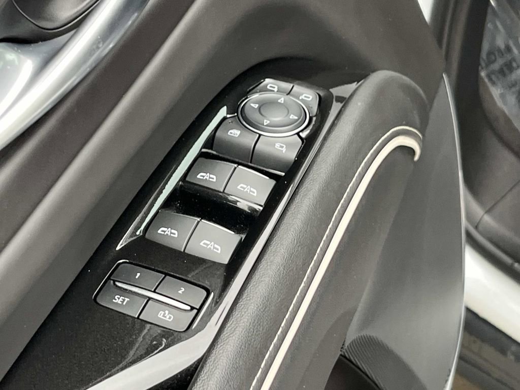Certified 2024 Cadillac Escalade V image 27