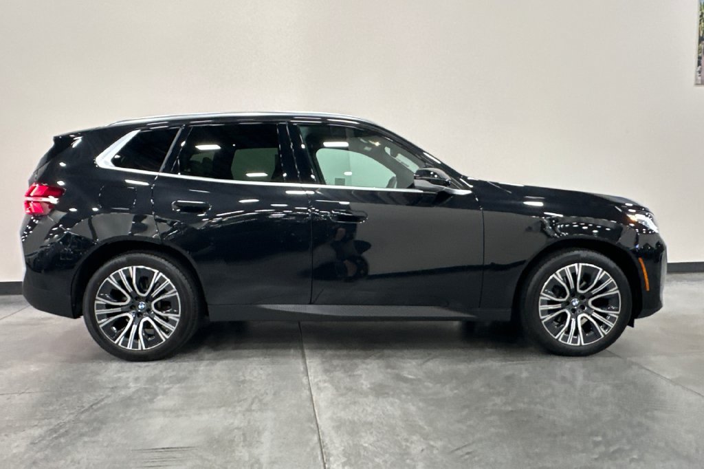 Used 2026 BMW X3 xDrive30i w/ Convenience Package AWD/4WD image 3