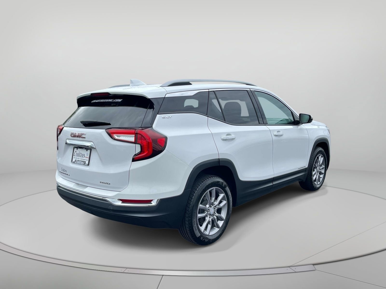 Used 2022 GMC Terrain SLT AWD/4WD image 3
