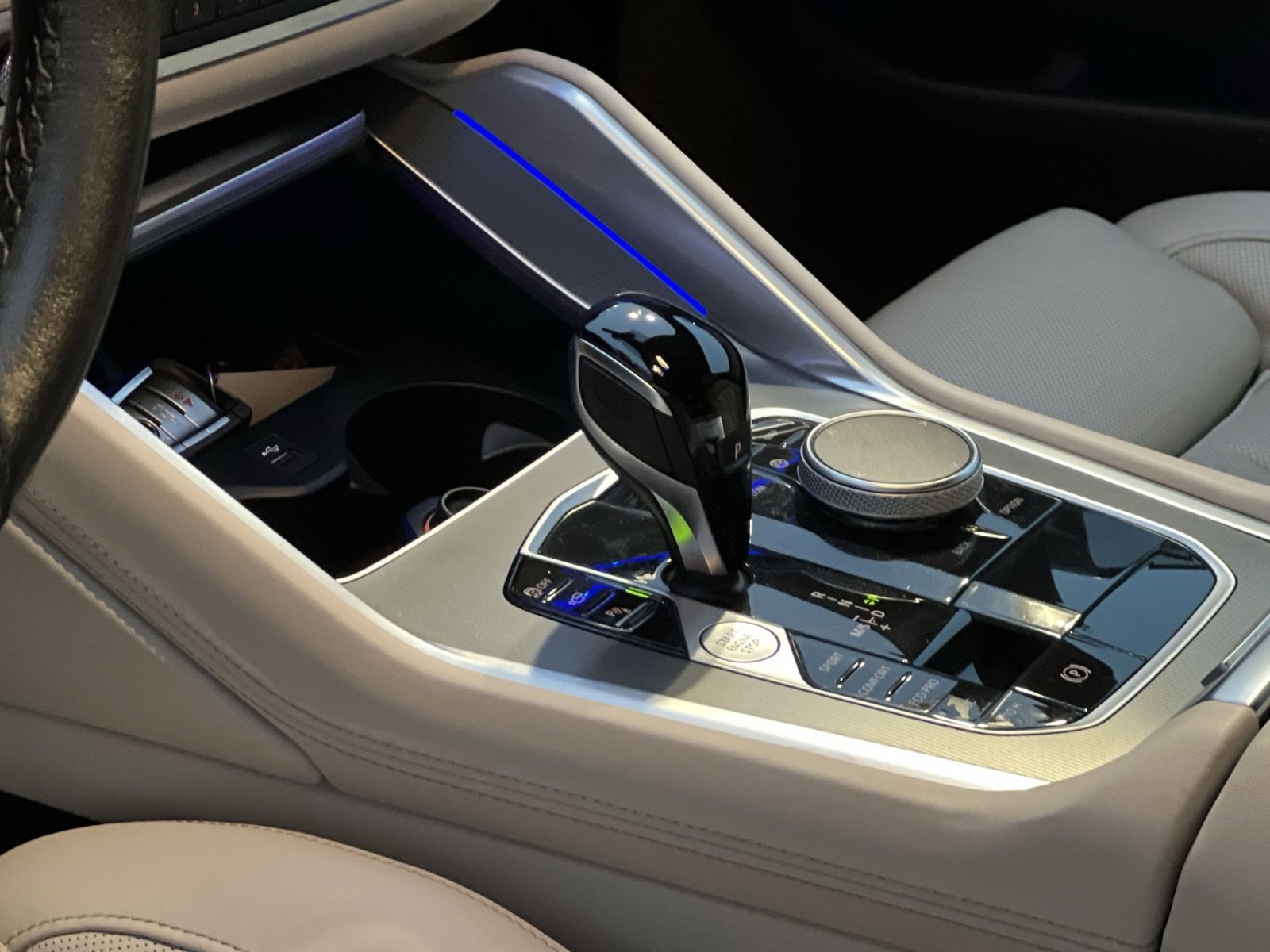 Used 2023 BMW X6 xDrive40i w/ Luxury Seating Package image 20