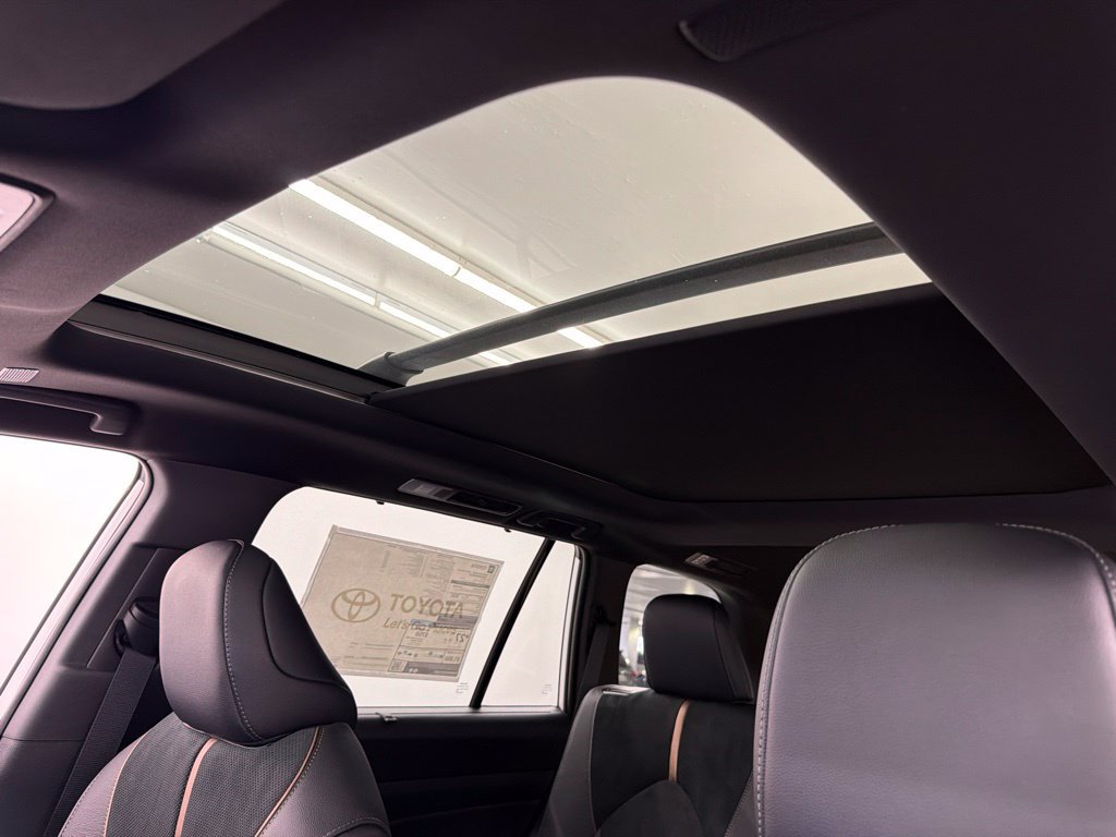 New 2026 Toyota Grand Highlander AWD Hybrid image 21