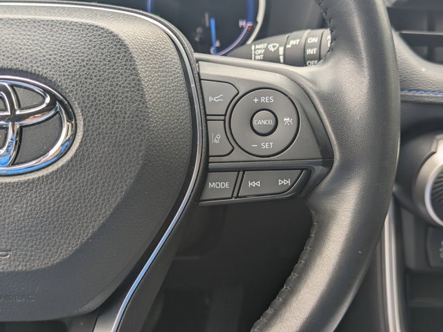 Used 2023 Toyota RAV4 SE image 22