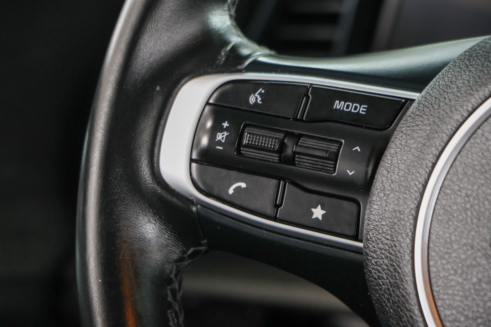 Used 2023 Kia Sportage X-Line AWD/4WD image 13