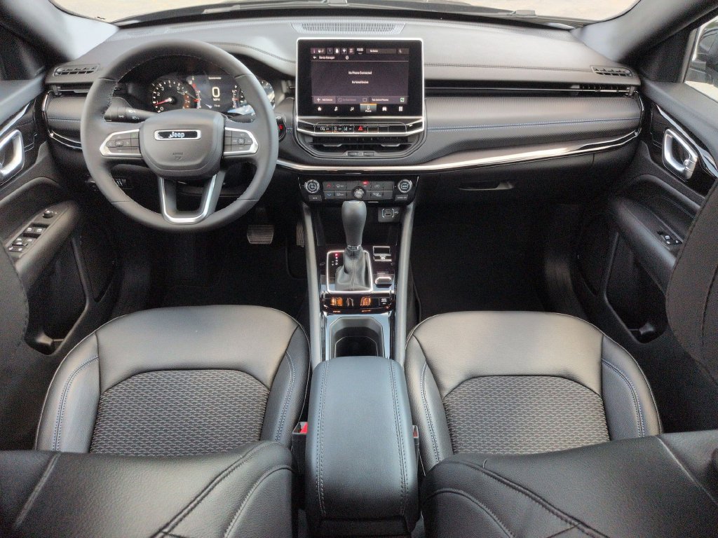 New 2026 Jeep Compass Latitude AWD/4WD image 30