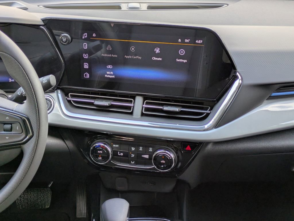 New 2026 Chevrolet Trax LT image 17