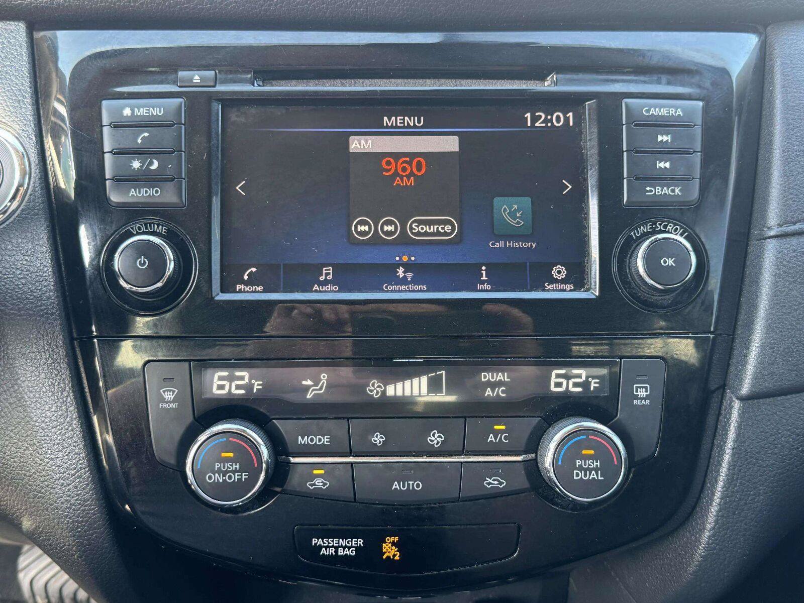 Used 2019 Nissan Rogue SV FWD image 26
