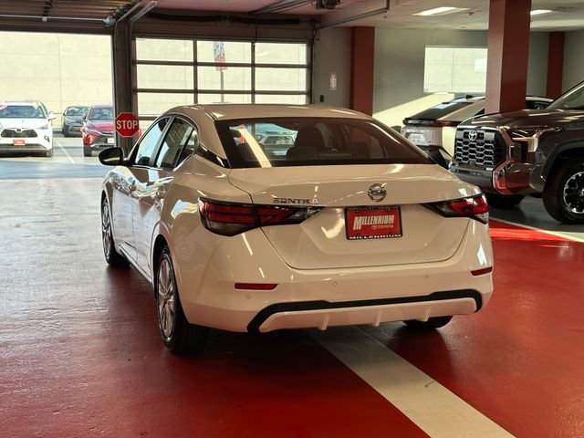 Used 2023 Nissan Sentra S FWD image 5