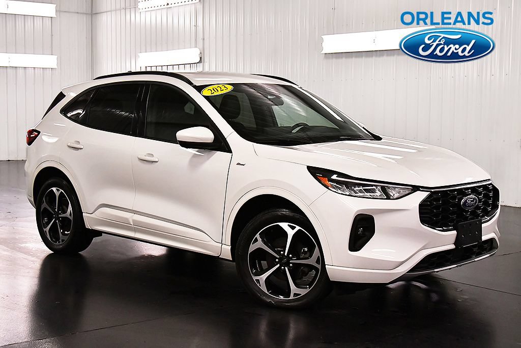 Used 2023 Ford Escape ST-Line Select w/ Tech Pack #2 AWD/4WD video 1