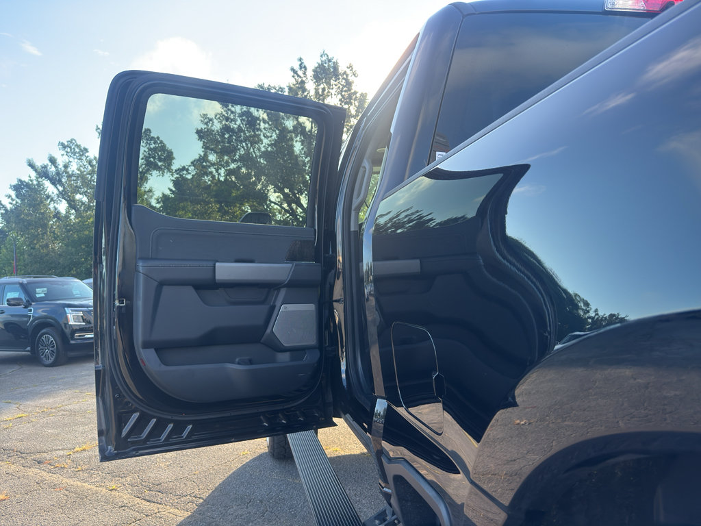 Used 2024 Ford F250 Lariat w/ Lariat Ultimate Package AWD/4WD image 20