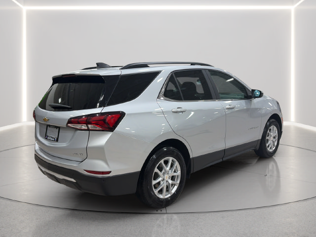 Used 2022 Chevrolet Equinox LT AWD/4WD image 5