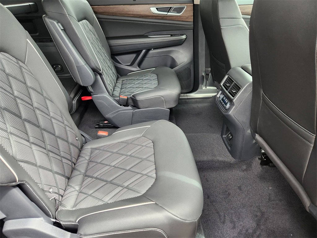 New 2026 Volkswagen Atlas SEL Premium R-Line image 22