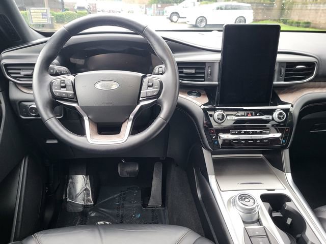 Used 2022 Ford Explorer Platinum w/ Equipment Group 601A image 20