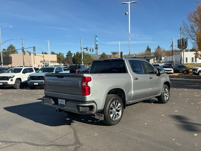 Used 2024 Chevrolet Silverado 1500 Custom image 3