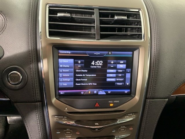 Used 2013 Lincoln MKX AWD image 23