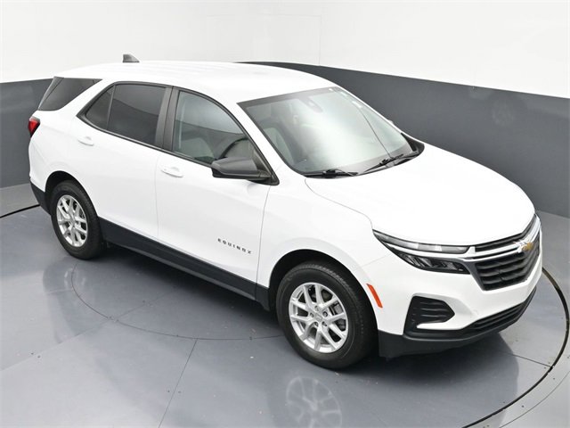 Used 2023 Chevrolet Equinox LS image 37