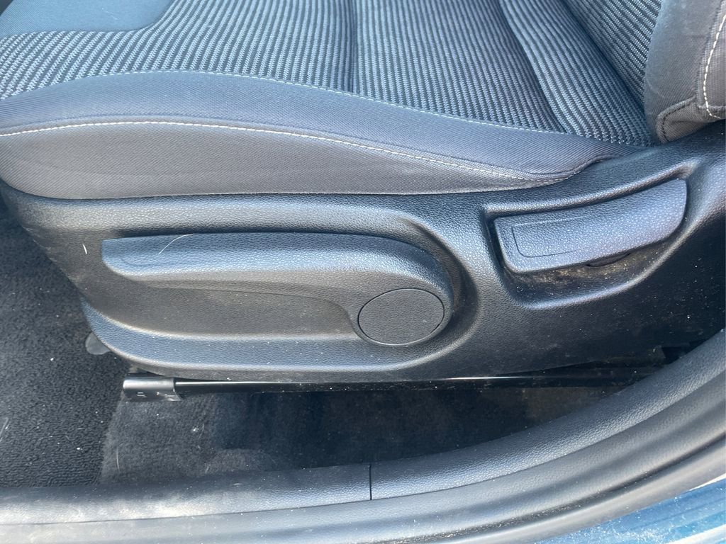 Used 2019 Kia Niro LX FWD image 16