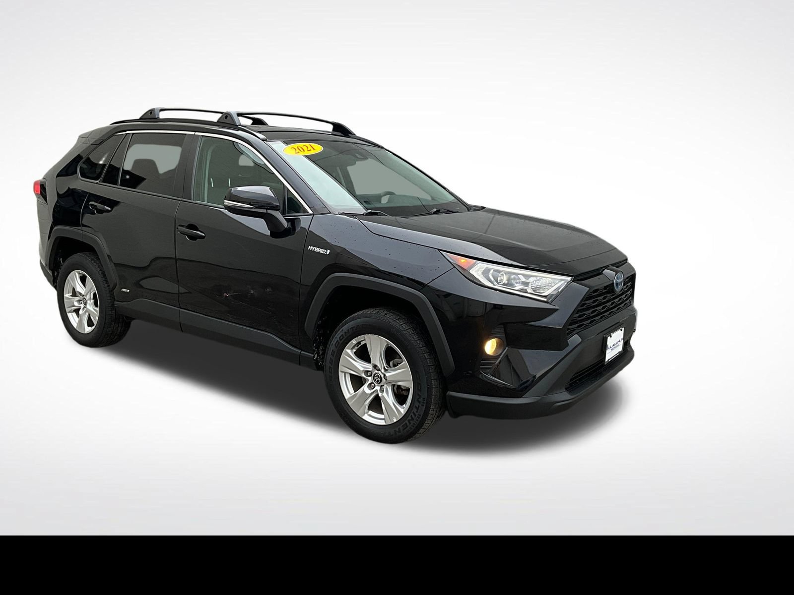 Used 2021 Toyota RAV4 XLE w/ XLE Grade Weather Package AWD/4WD image 22