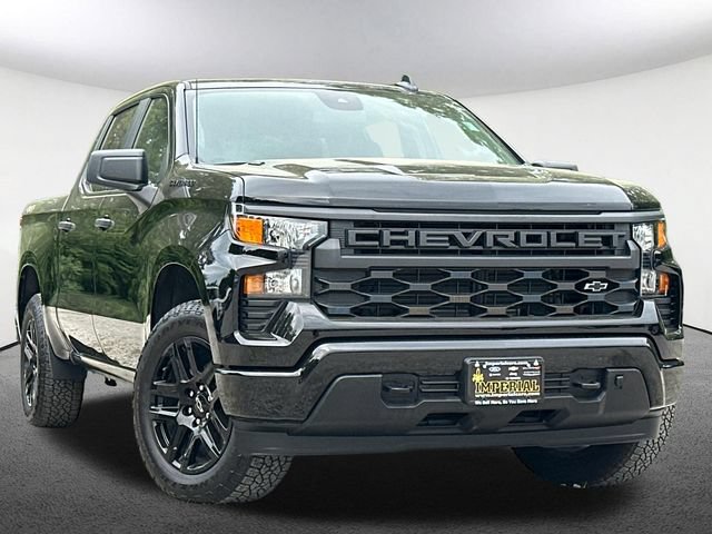 Used 2025 Chevrolet Silverado 1500 Custom w/ LPO, Dark Essentials Package AWD/4WD image 2