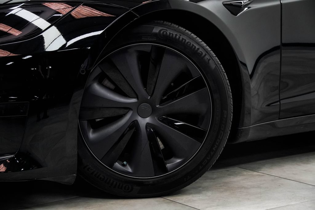 Used 2023 Tesla Model S AWD/4WD image 4