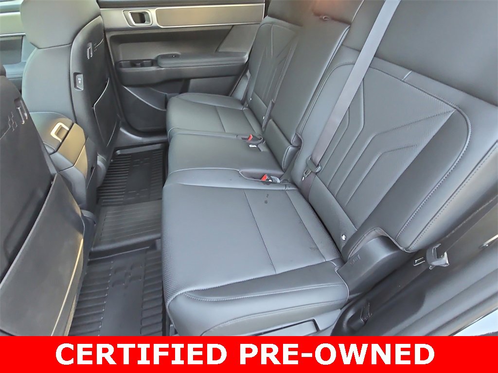 Used 2025 Hyundai Santa Fe XRT image 15