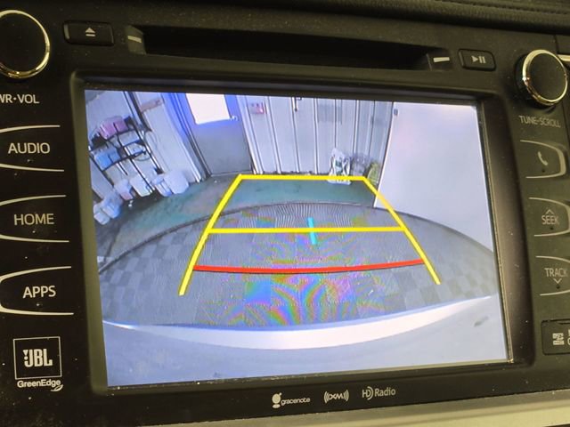 Used 2016 Toyota Highlander Limited image 18