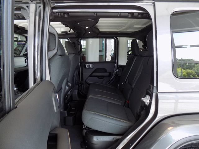Certified 2025 Jeep Wrangler Unlimited Sahara AWD/4WD image 37