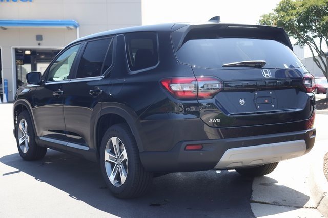 New 2025 Honda Pilot EX-L image 8