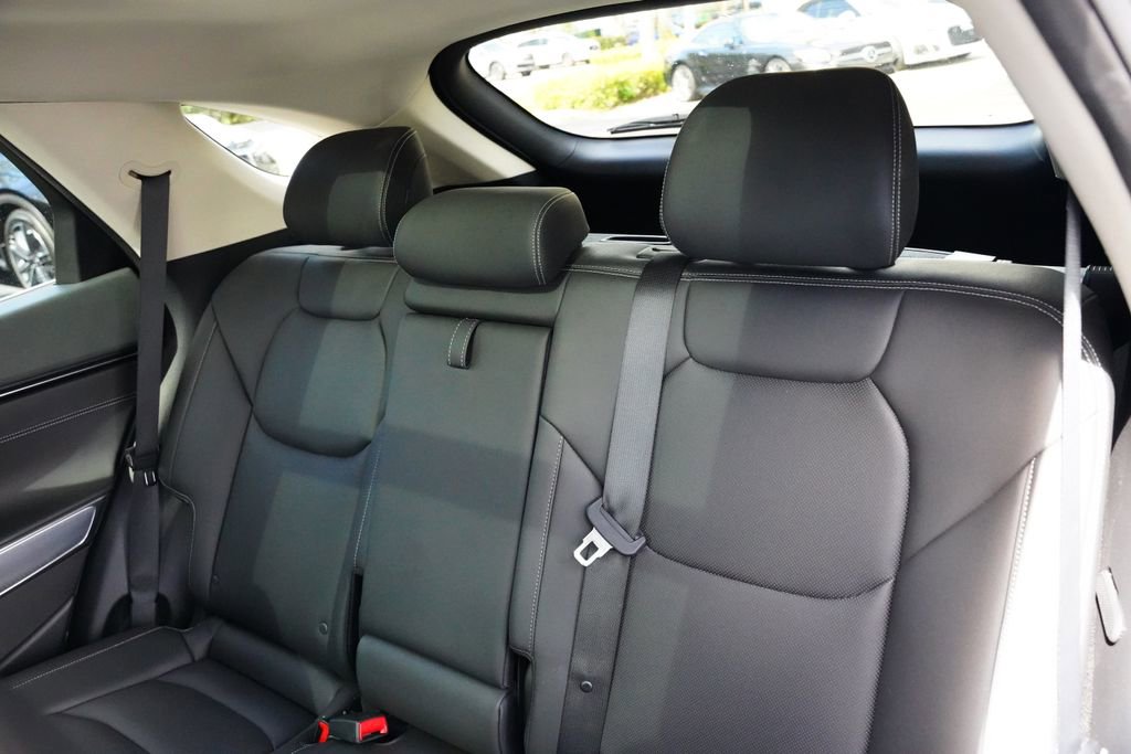 Used 2023 Genesis GV70 2.5T w/ Select Package image 25